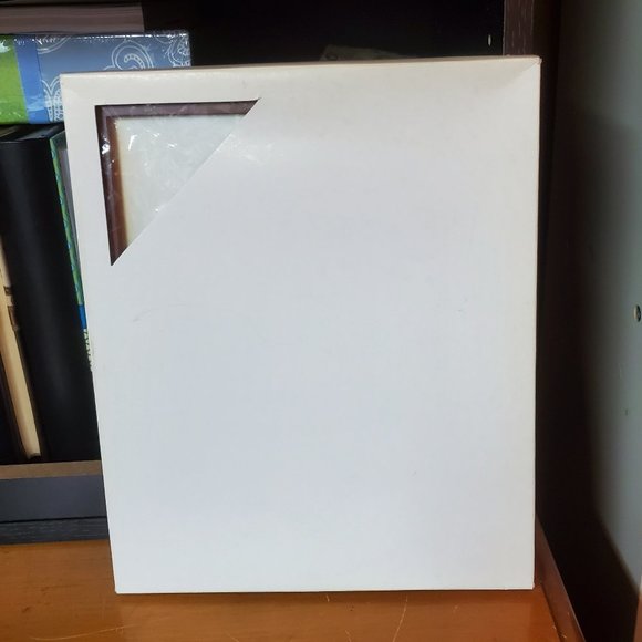 Dennis Daniels 8"x 10" Walnut (W41) Classic Wood Picture Frame #W4108WN (New) - Picture 4 of 4